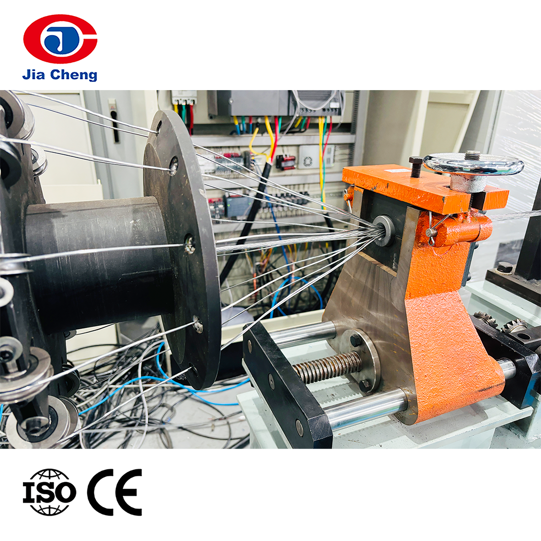 آلة تجديل الأنابيب